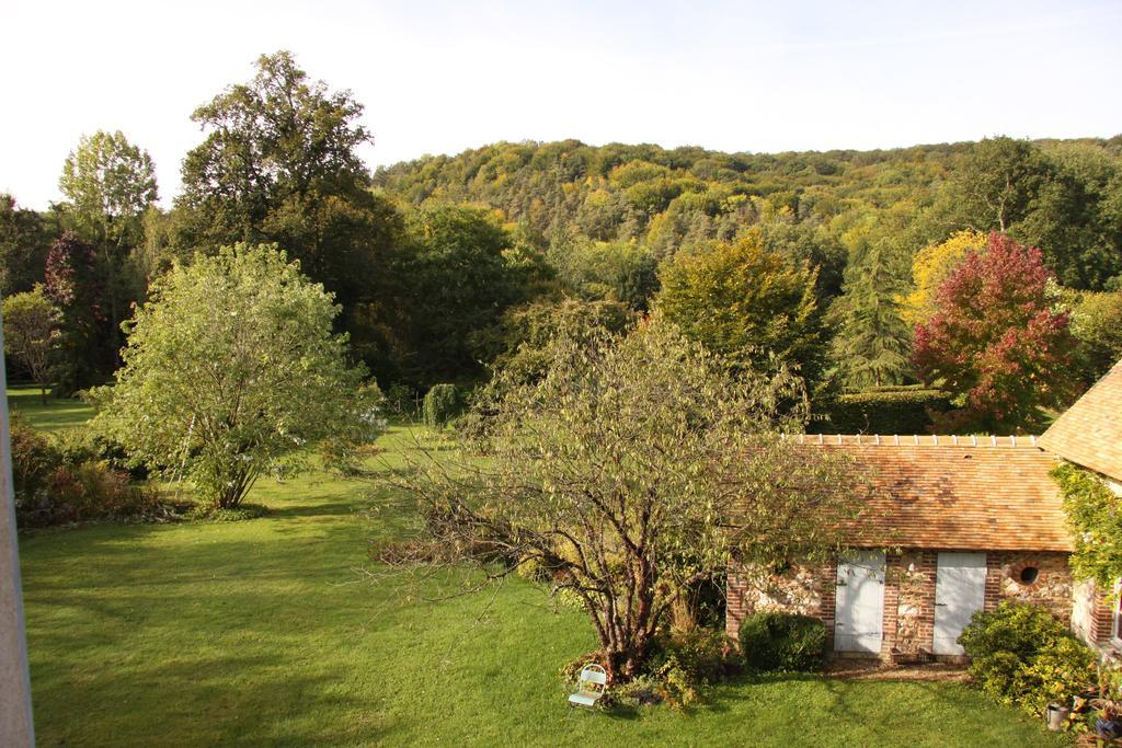 Les Jardins De L'Aulnaie Bed & Breakfast Fontaine-sous-Jouy Room photo